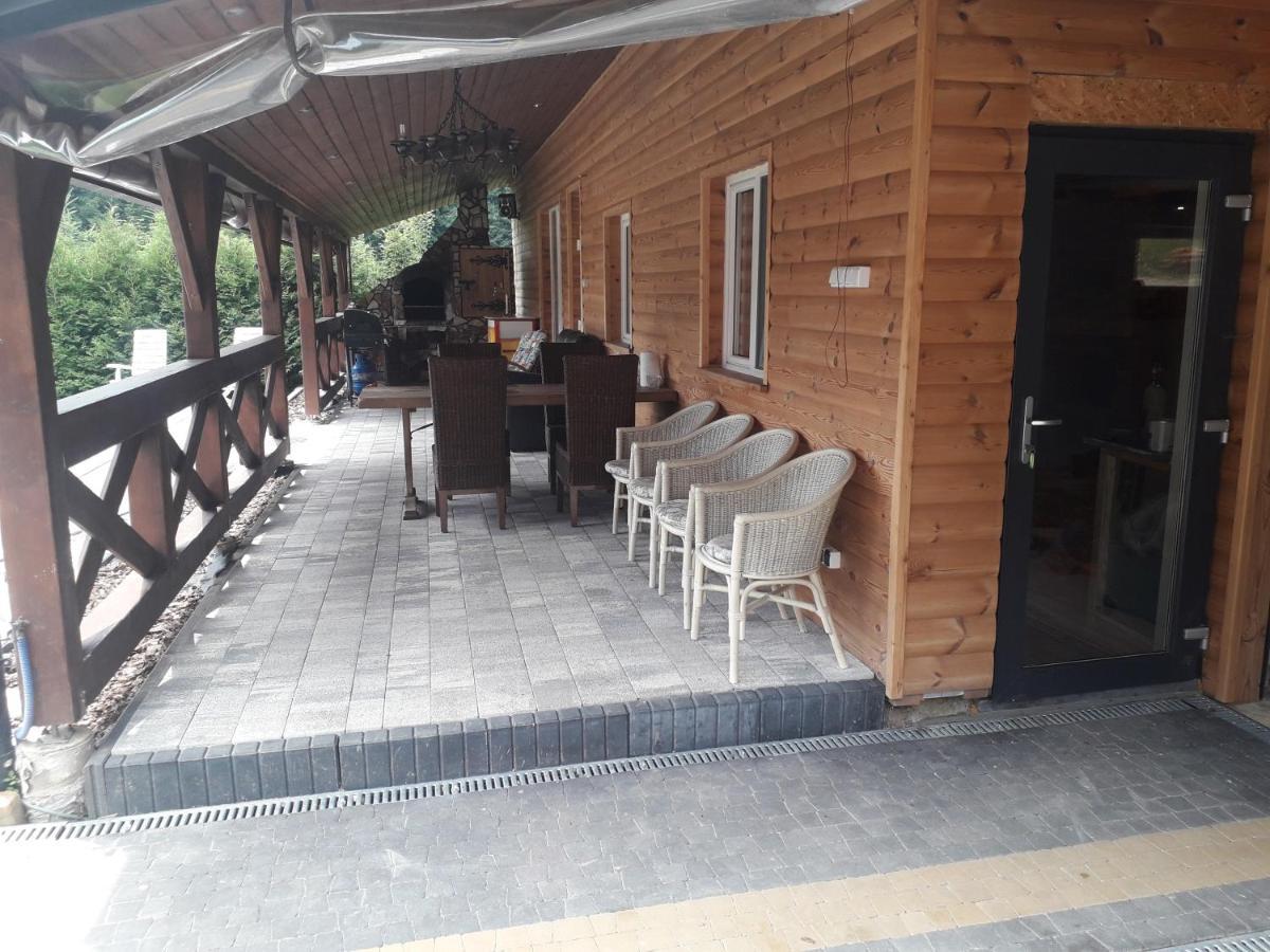 Jaśkowa Chata Bieszczady apartament z basenem Baligród Zewnętrze zdjęcie