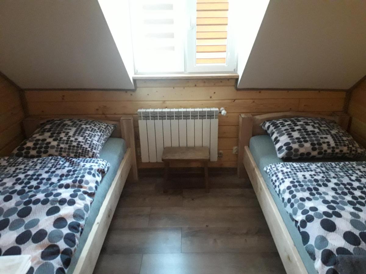 Jaśkowa Chata Bieszczady apartament z basenem Baligród Zewnętrze zdjęcie