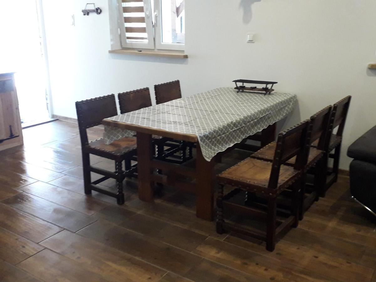 Jaśkowa Chata Bieszczady apartament z basenem Baligród Zewnętrze zdjęcie