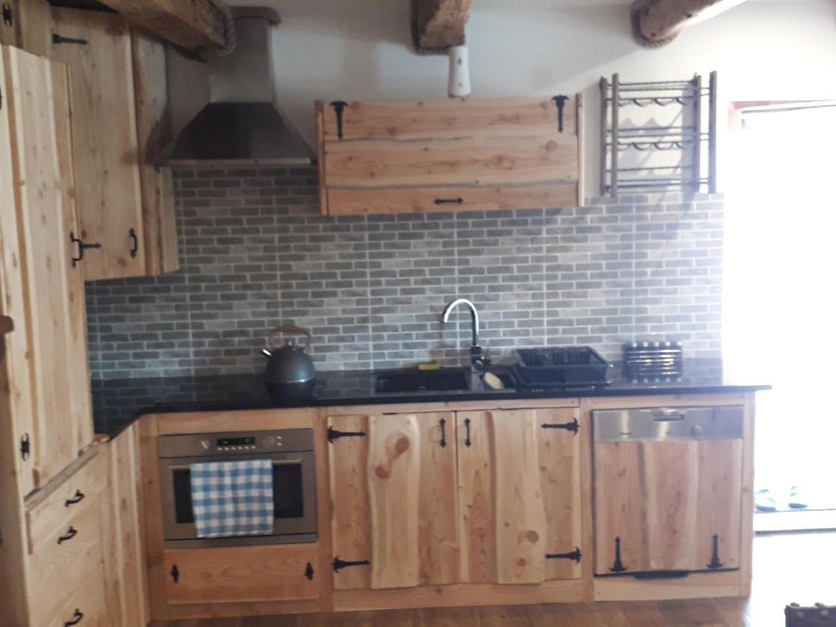 Jaśkowa Chata Bieszczady apartament z basenem Baligród Zewnętrze zdjęcie