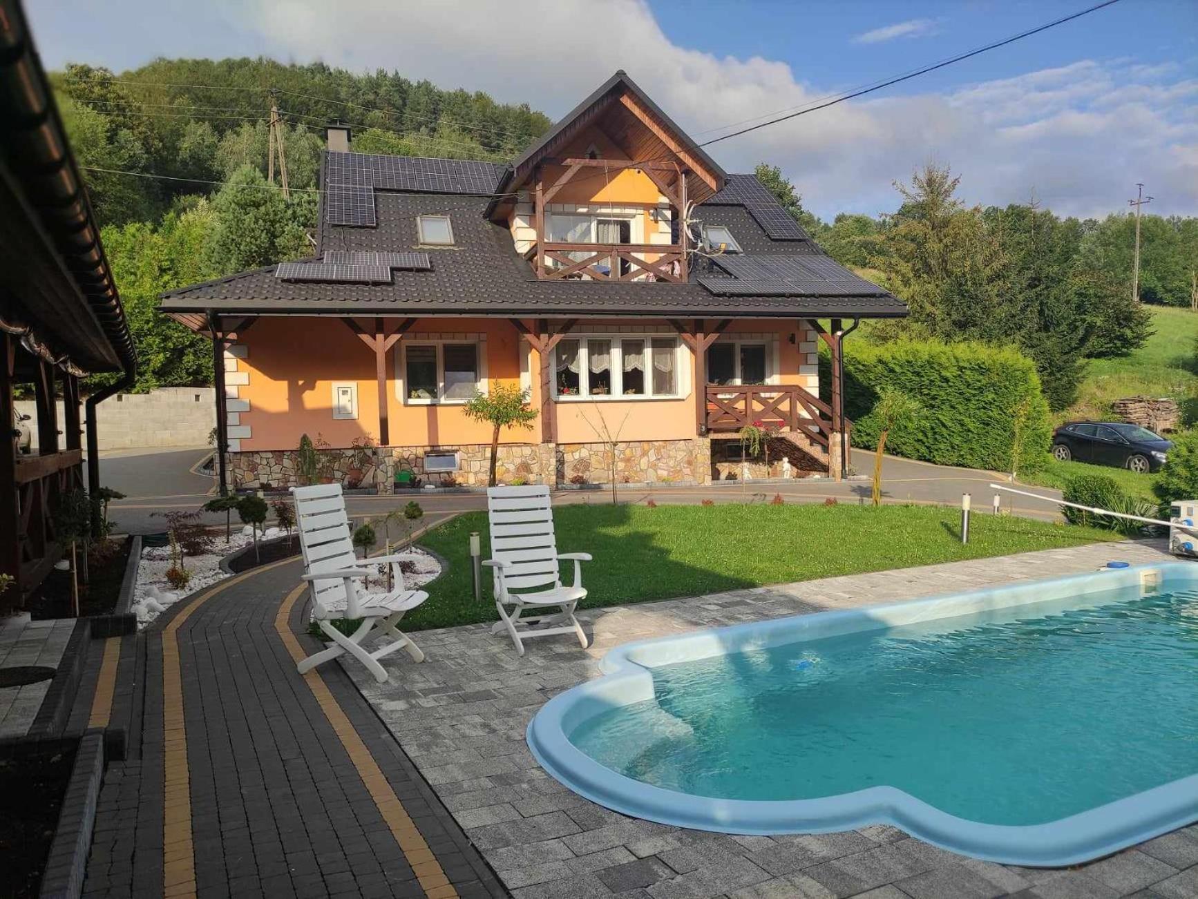 Jaśkowa Chata Bieszczady apartament z basenem Baligród Zewnętrze zdjęcie